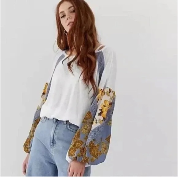Free People Blossom Thermal Patchwork Balloon Sleeve White/Blue XS - Picture 1 of 4